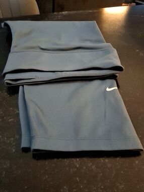 Nike Women's Gray-Blue Athletic Leggings with Swoosh